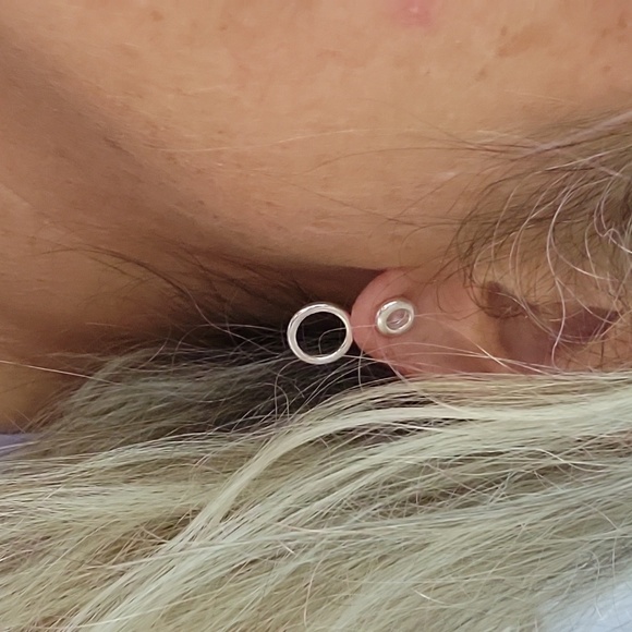 Front/Back Double Bubble Stud Earrings - Picture 5 of 6